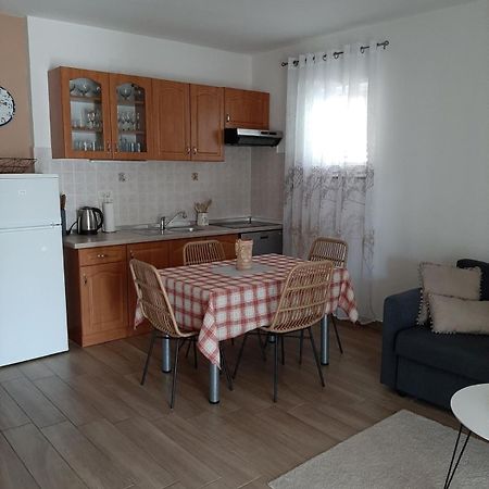 Apartman Mima Apartment Porat  Exterior photo