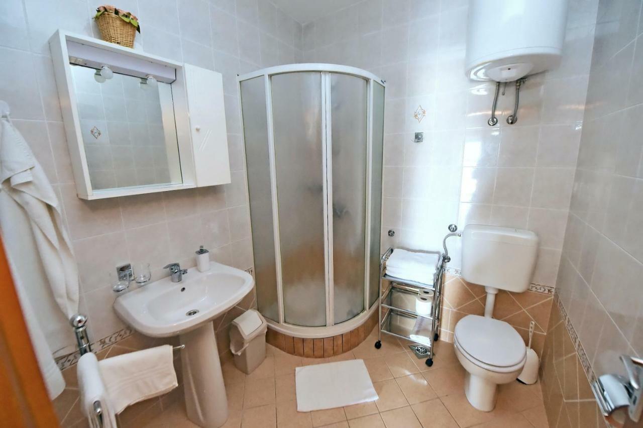 Apartman Mima Apartment Porat  Exterior photo